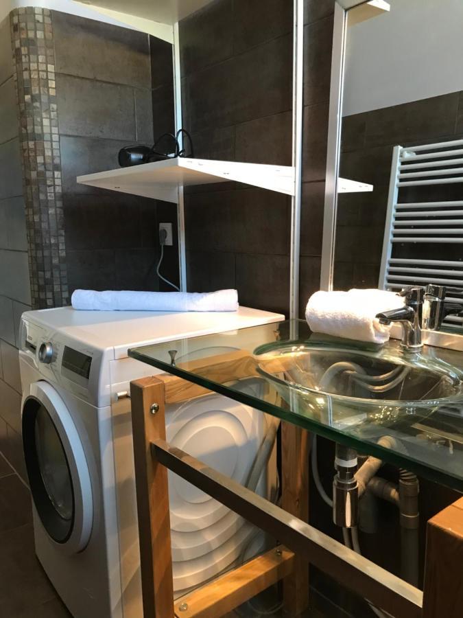 Un Petit Bout De Reve, Balcon, Parking & Proche Centre Apartman Annecy Kültér fotó
